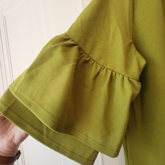 Midi Green Dress Sx XL NWT V Neck Tiered Bell Sleeve Fall Flirty Cocktail Dress - Picture 7 of 10